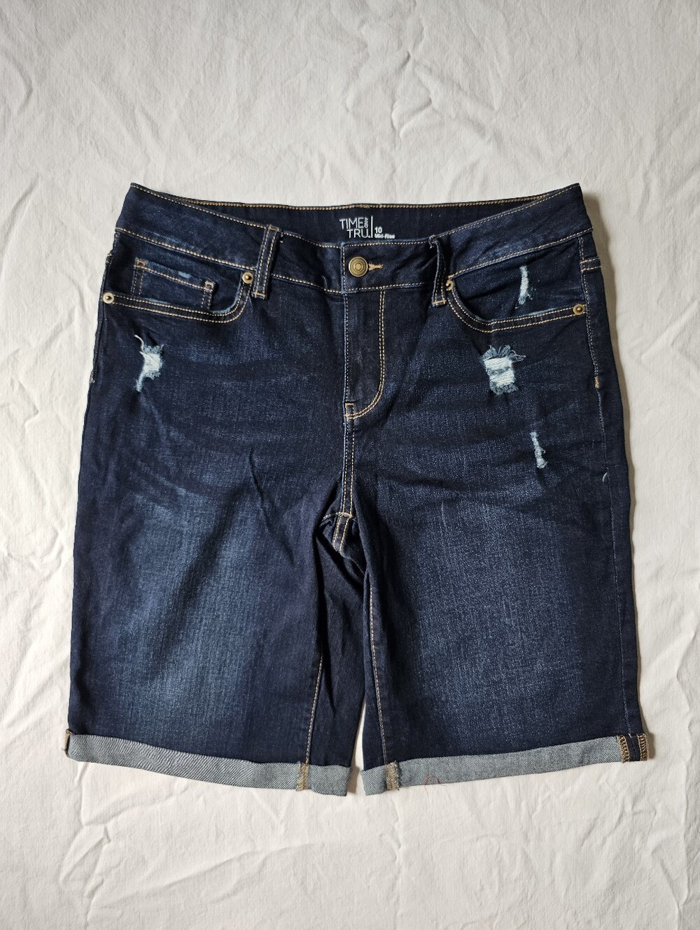 Time And Tru Mid-rise Dark Wash Distressed Stretchy Bermuda Shorts Size 10